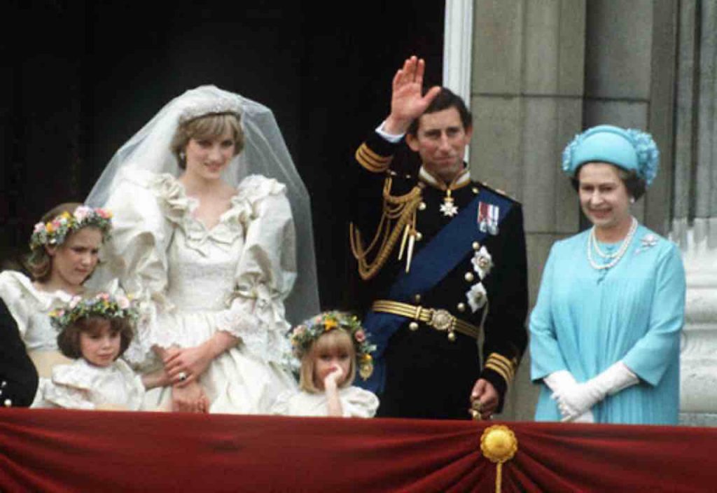 La Regina Elisabetta al matrimonio di Carlo e Diana (GettyImages)