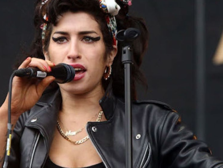 Amy Winehouse inquietante leggenda club 27