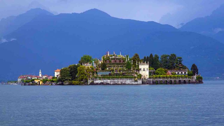 Lago Maggiore affoga ventenne davanti alla madre