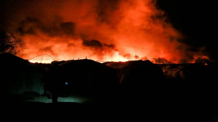 Incendi campo Moria Grecia