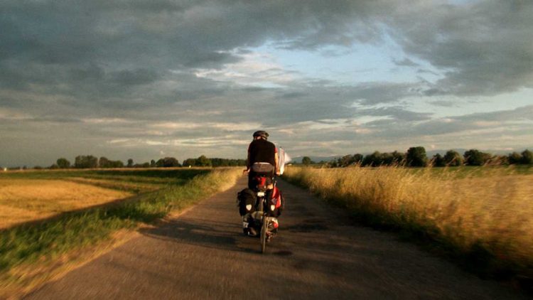 Viaggio in bici (foto dal web)