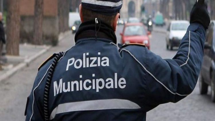 Polizia municipale (foto dal web)