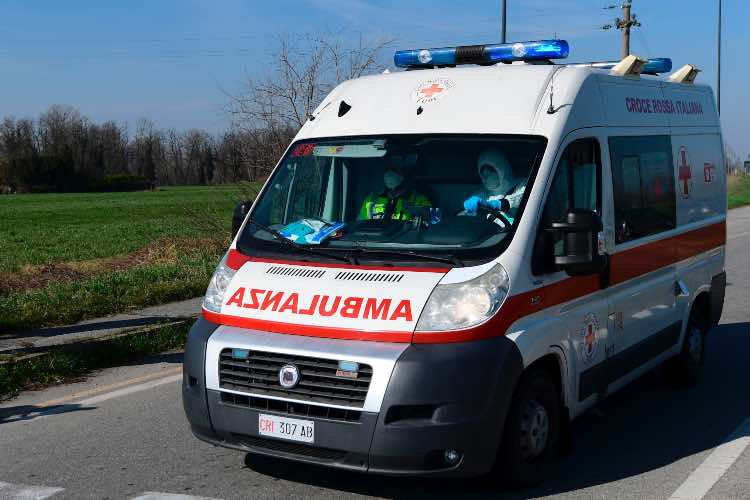 Coronavirus Campania ospedali emergenza sangue donatori