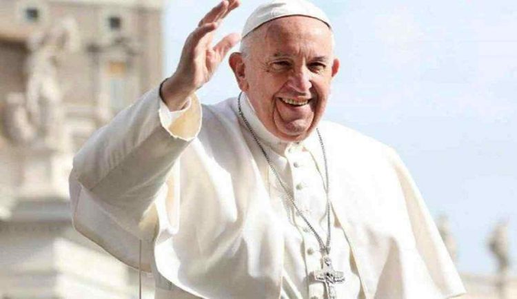 Papa Francesco sì a coppie gay omosessualità