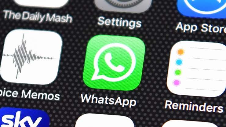 WhatsApp ascoltare messaggi vocali