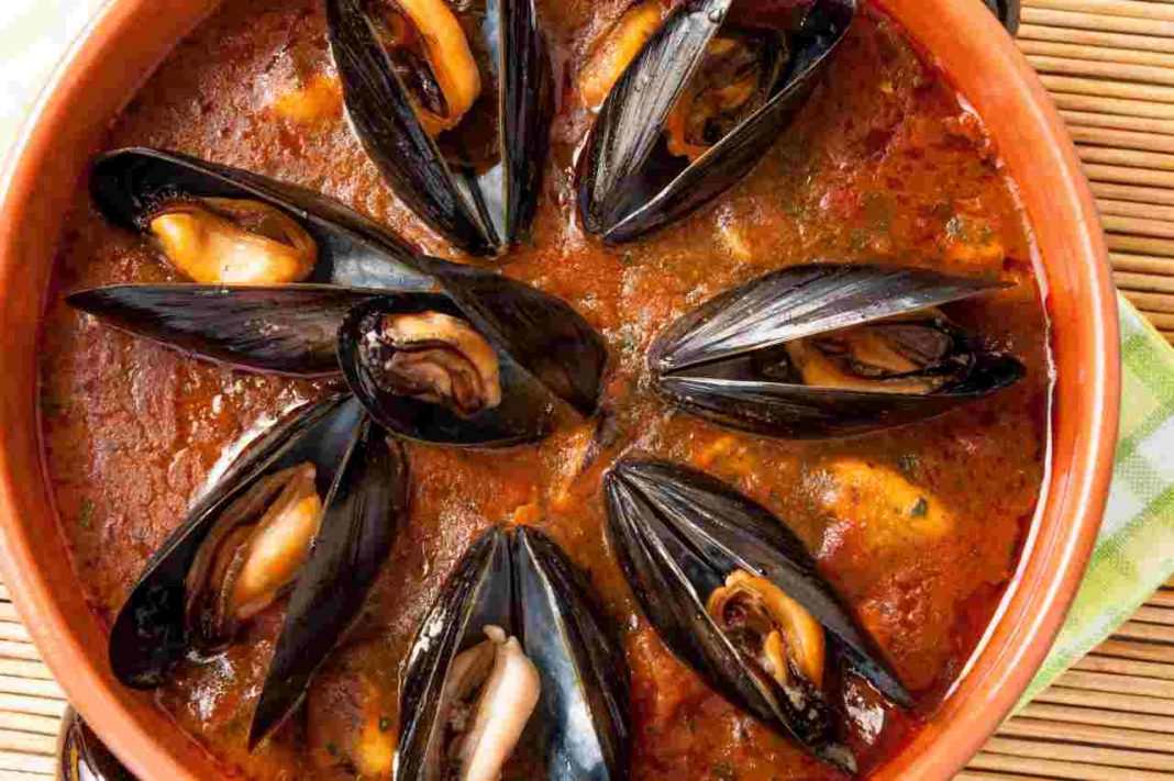 Zuppa di Cozze Napoletana | la ricetta della tradizione