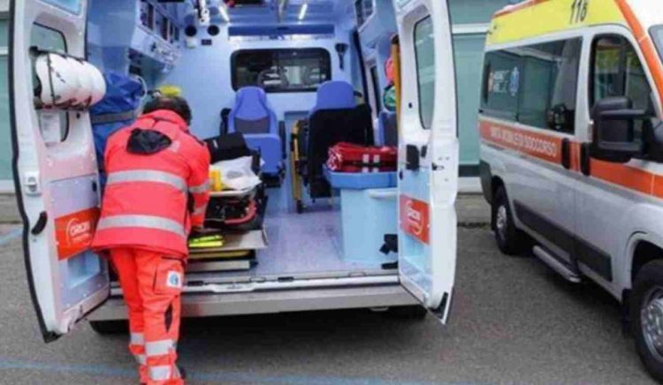 Traghetto dalla Grecia 24enne trovato morto ad Ancona