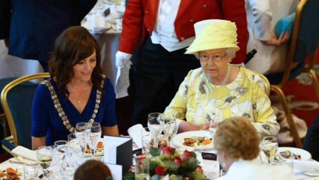 Come Si Dice Regina In Inglese