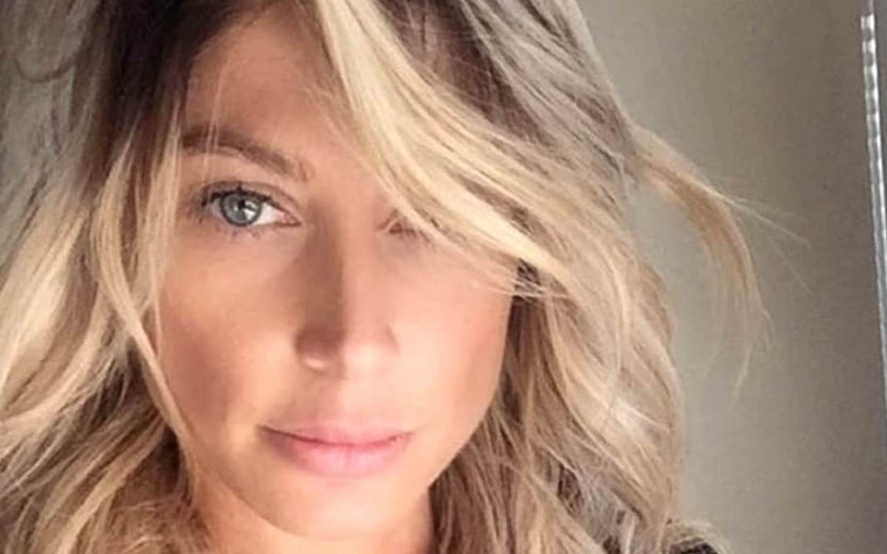 Maddalena Corvaglia, scatto sexy e lato B da urlo FOTO Maddalena Corvaglia, scatto sexy e lato B da urlo FOTO