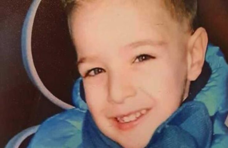 Bimbo di 8 anni muore, i primi sintomi e un epilogo atroce