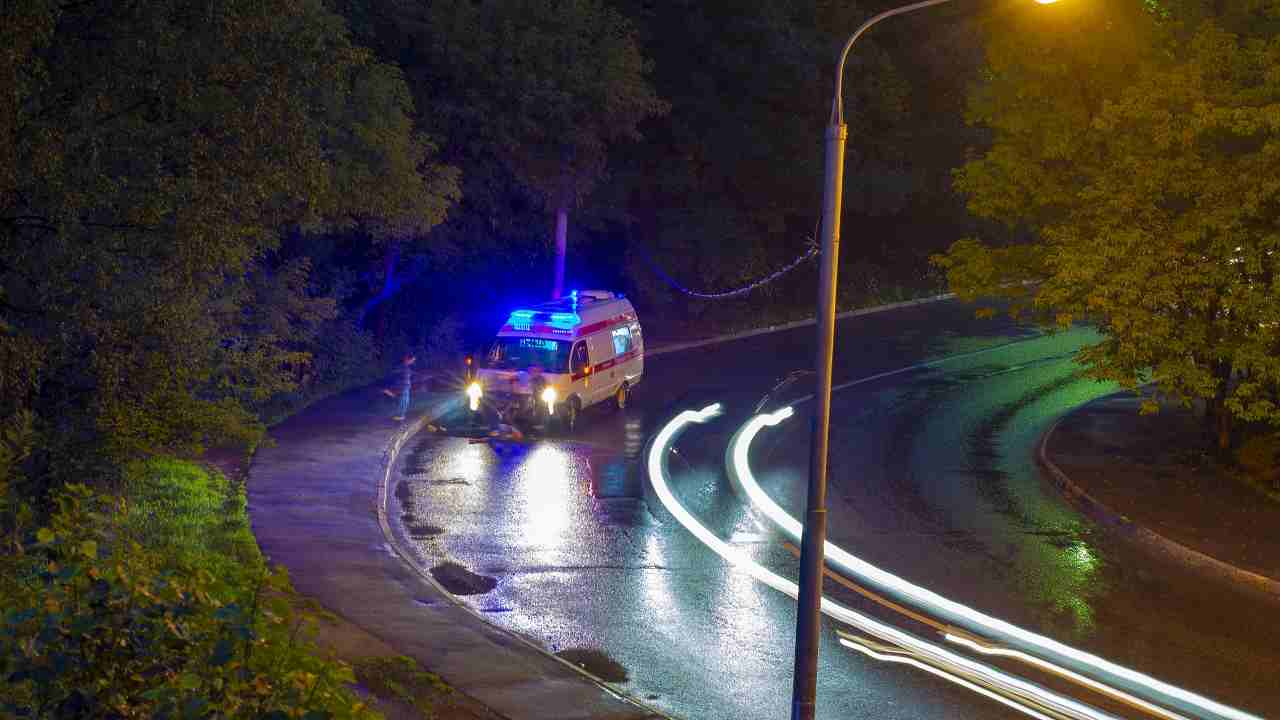 Incidente Oristano auto ragazzo muore