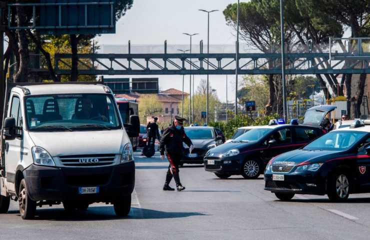 Imola coprifuoco violato, Carabinieri li fermano ma il motivo è assurdo