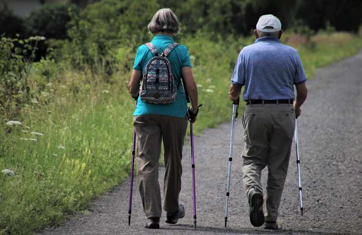 Camminare fa bene alla mente: tutti i vantaggi che non ti aspetti