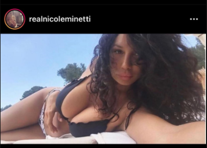Nicole Minetti bikini esplosivo