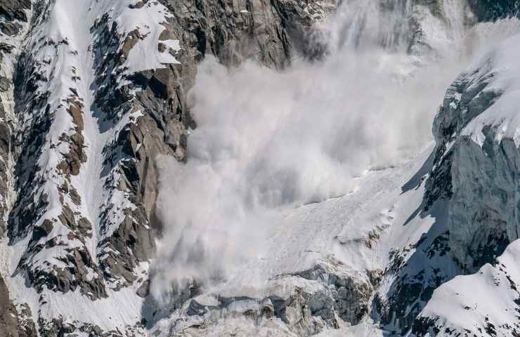 Valanga Flassin morto scialpinista