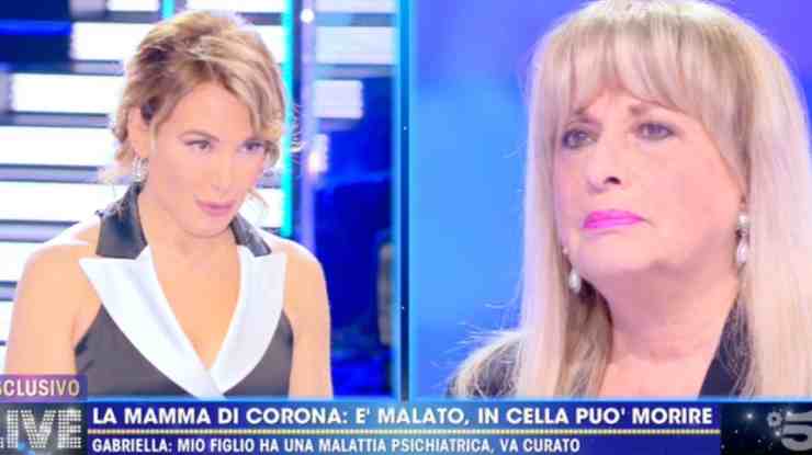 Fabrizio Corona madre ospite D'Urso