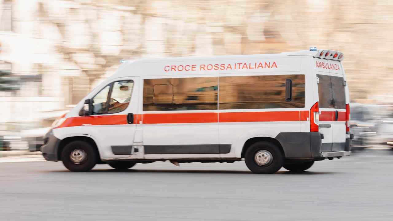 Siena incidente stradale morta coppia fidanzati