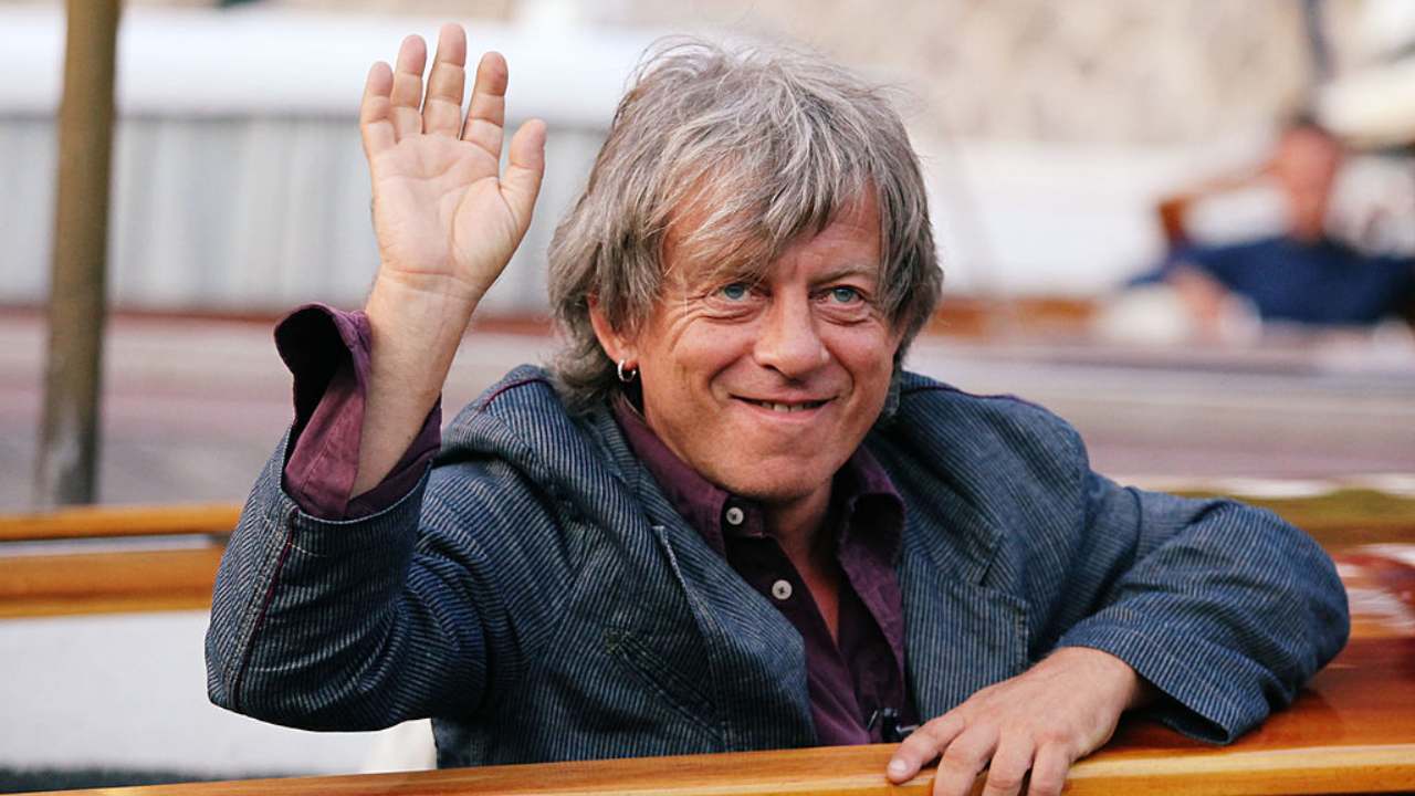 L Attore Paolo Rossi Vuota Il Sacco Mi Pagavano Per Insultarlo