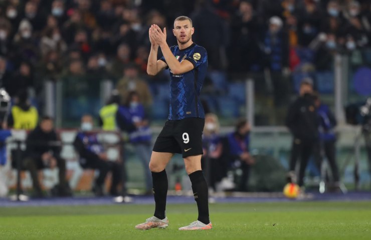 Dzeko pronto a dire addio all’Inter. La notizia lascia di stucco la Serie A