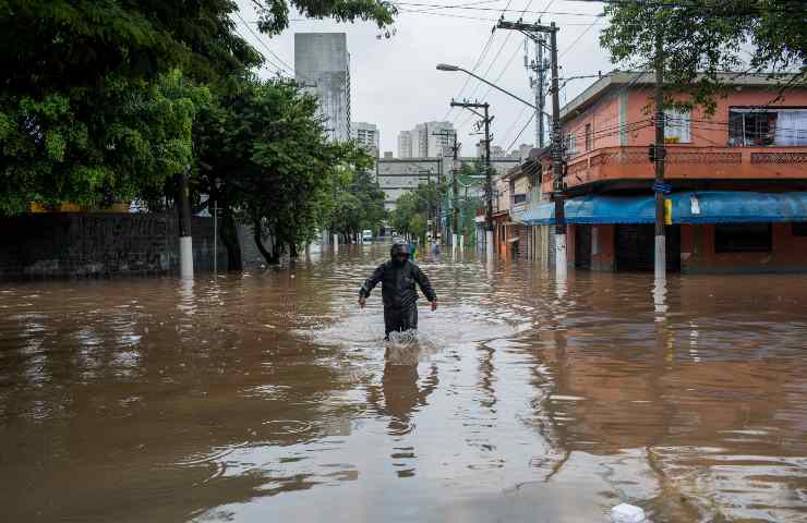 Inondazioni in Brasile: sale a 20 il bilancio delle vittime