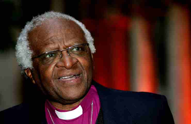 Morto Desmond Tutu: l'icona anti-apartheid si spegne a 90 anni