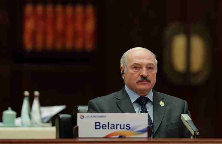 Summit Lukashenko-Putin a San Pietroburgo: entrambi nel mirino UE
