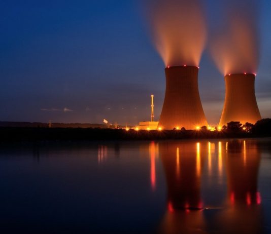 Gas naturale energia nucleare fonti verdi