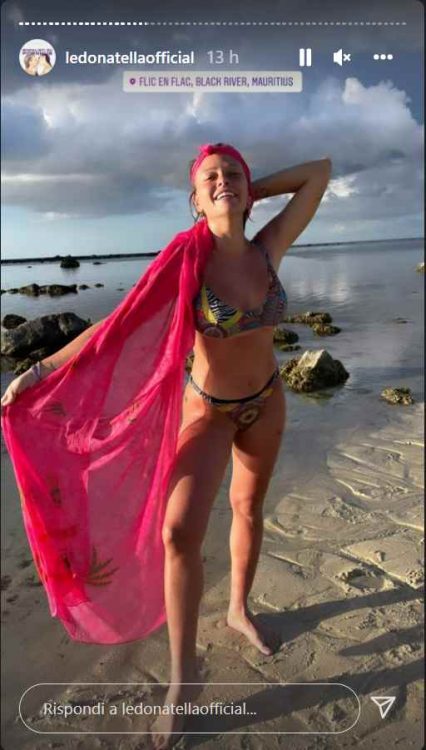 Giulia Provvedi bikini Mauritius bagno sirenetta