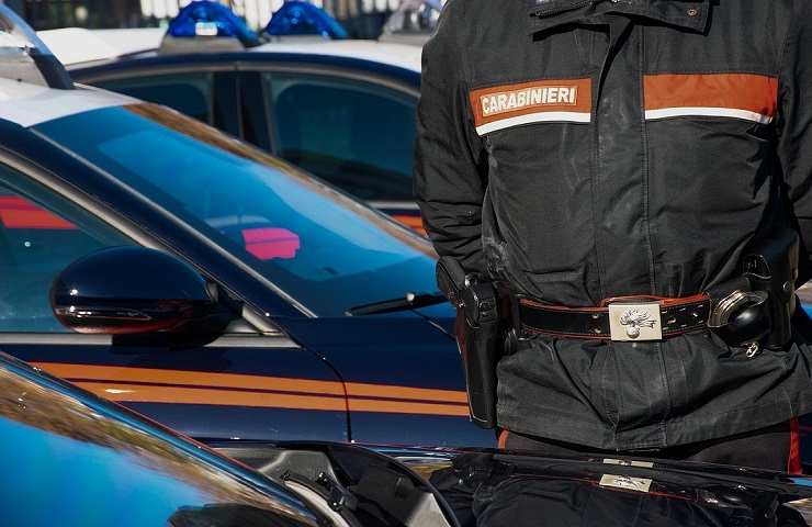 Carabinieri Cagliari giovane donna trovata morta casa