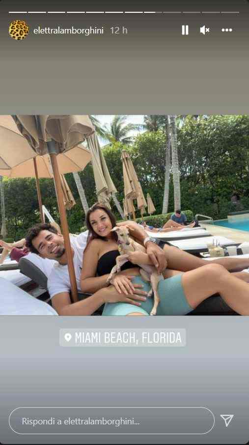 Lamborghini Elettra selfie specchio Miami seno esplosivo