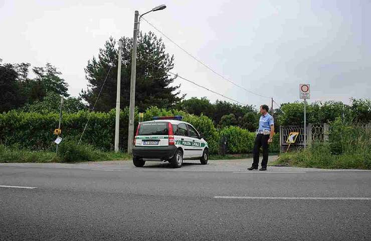 Rimini incidente moto albero morto uomo