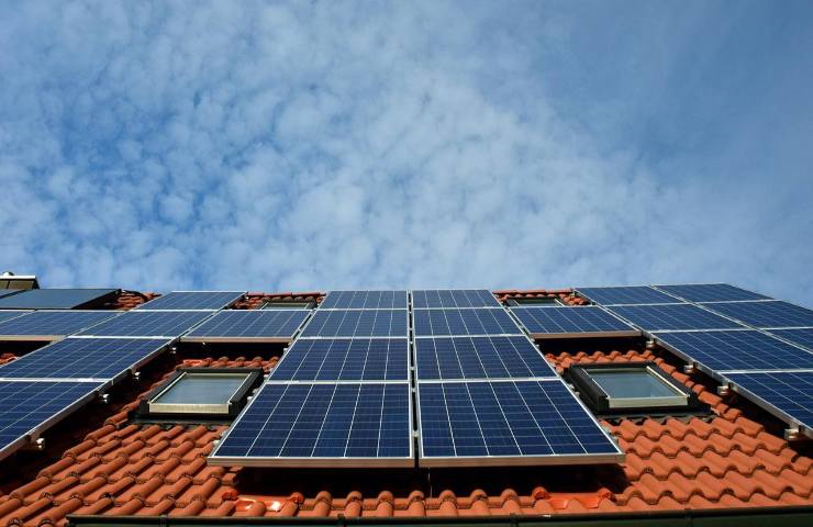 risparmio pannelli solari governo incentivi bonus