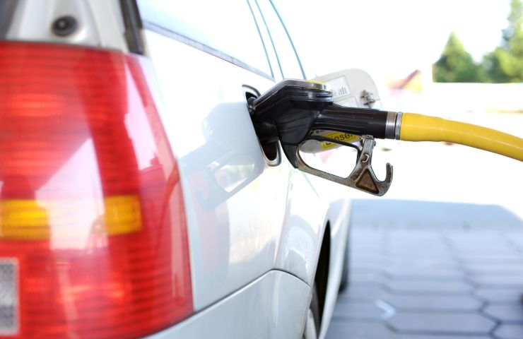benzina aumenti interventi accise