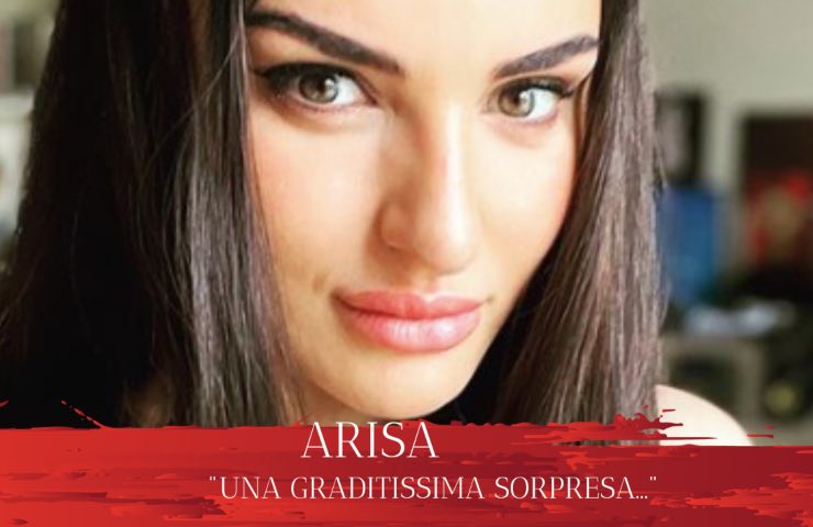 Arisa bikini stratosferico sogno proibito 