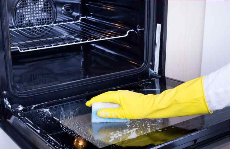 Come pulire forno trucco Benedetta Rossi