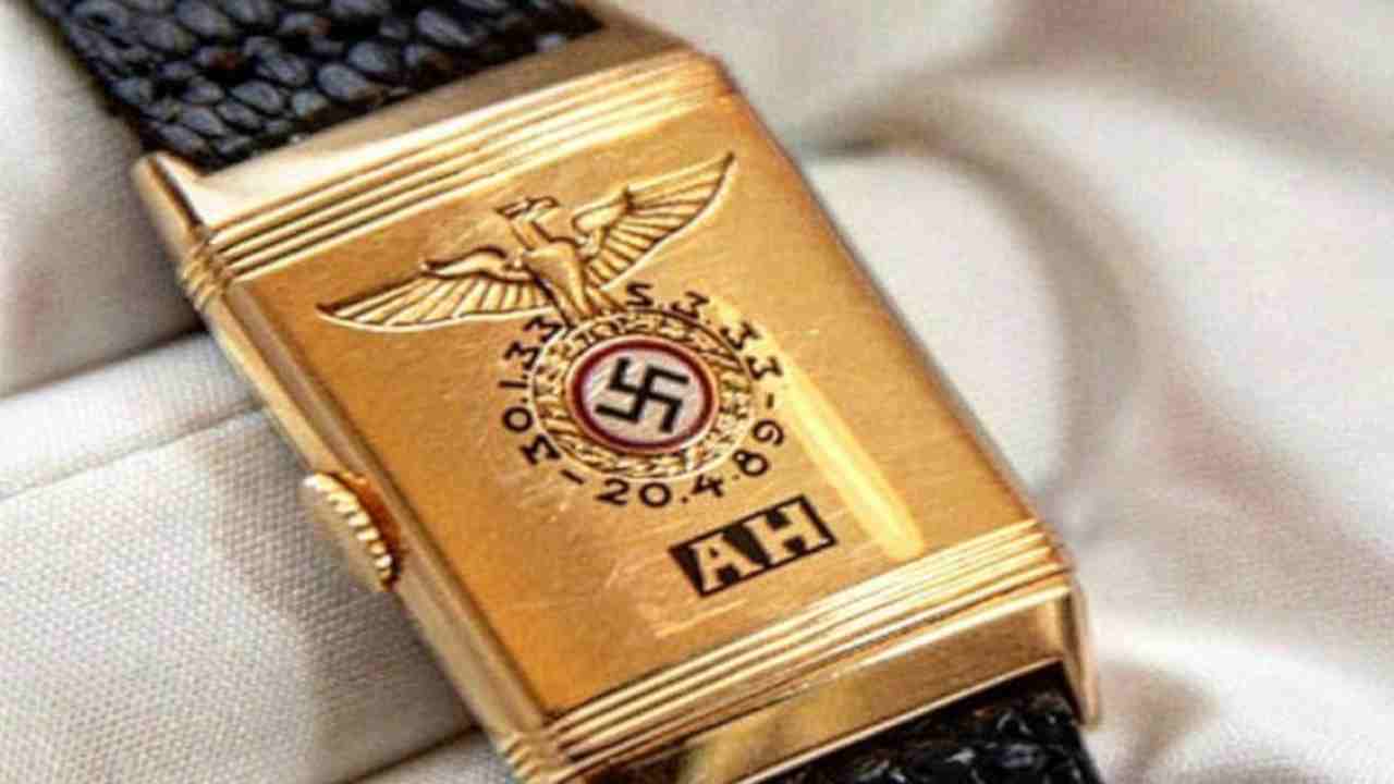 Venduto all'asta orologio di Hitler
