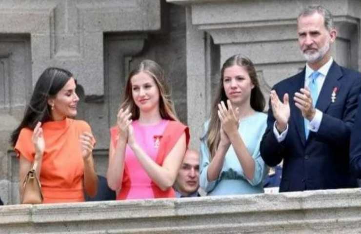 Letizia di Spagna Leonor e Sofia abiti indossati festa patrono Santiago