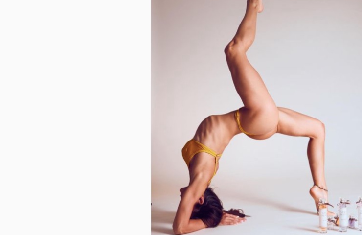 Shaila Gatta nuda acrobazia sogno