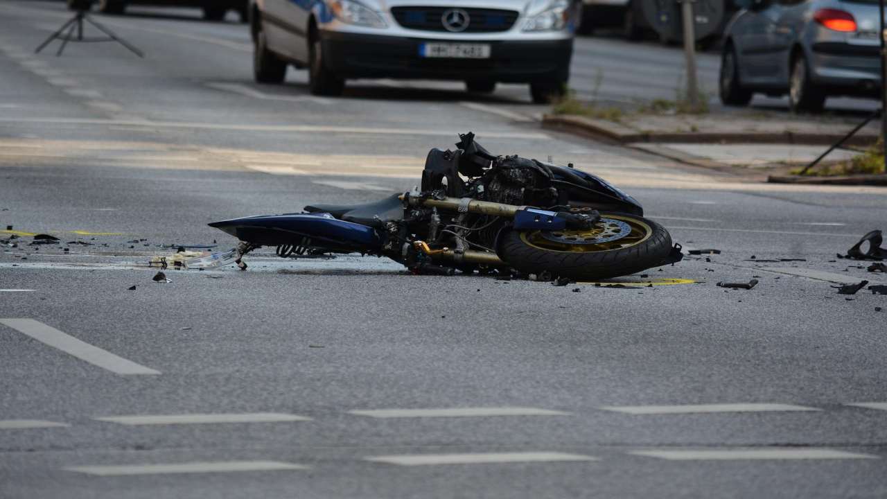 incidente moto fuoristrada pilota droga e alcol