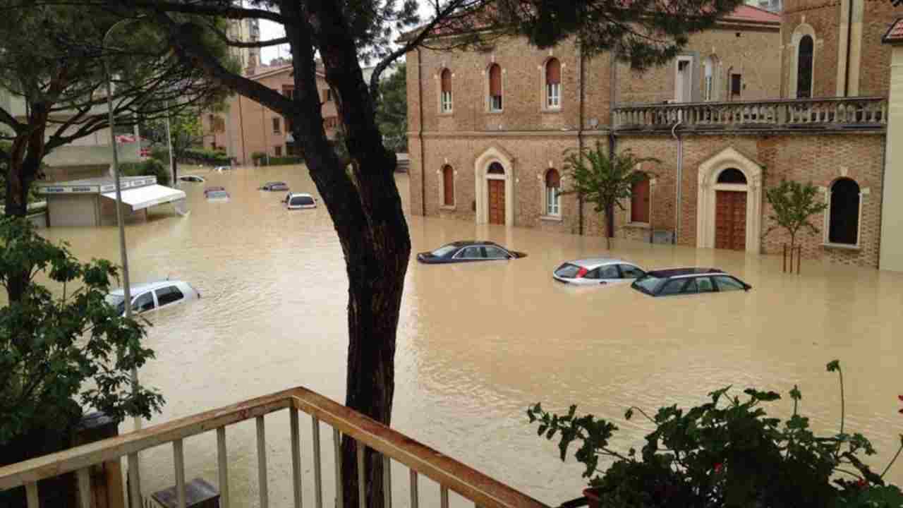 Alluvione Marche immagini shock 