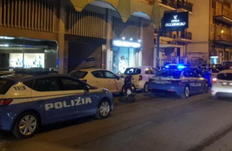 Polizia Taranto omicidio-suicidio 
