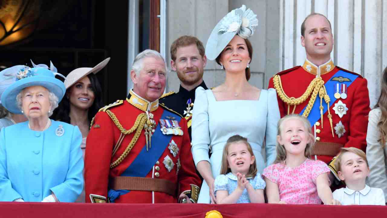 Royal Family balcone Buckingham Palace