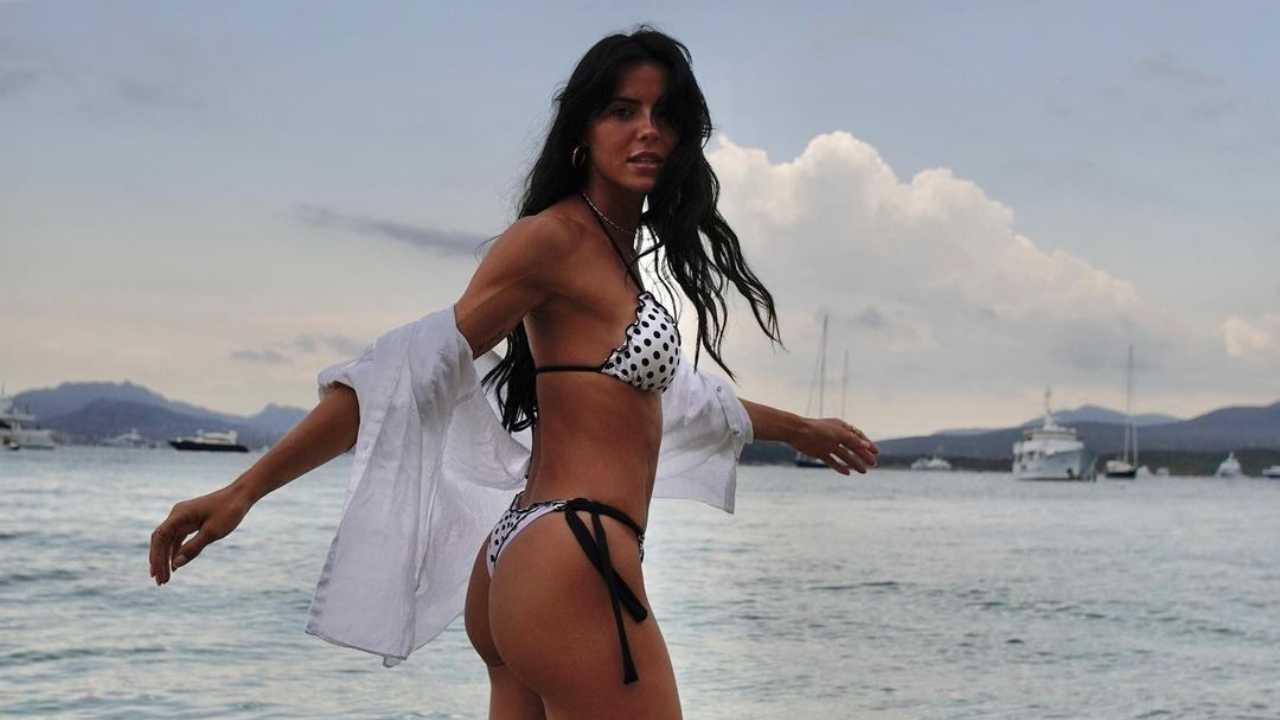 Shaila Gatta bikini 