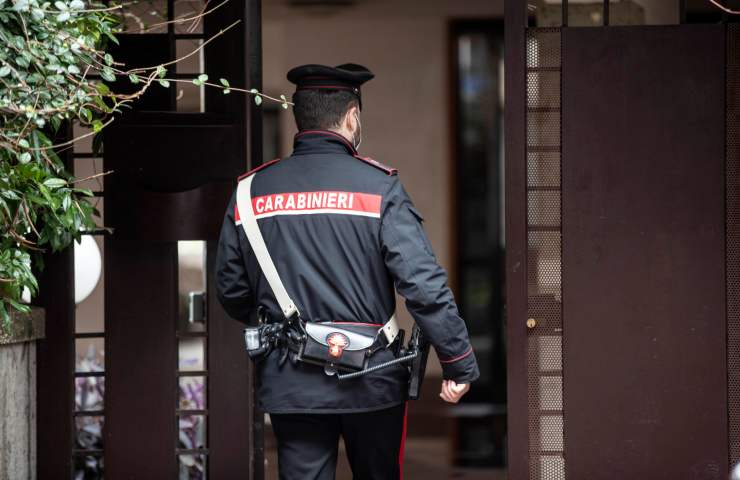 Roma Marco dell'Uomo trovato morto balcone