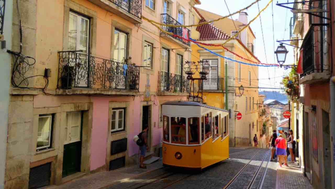 Lisbona low cost
