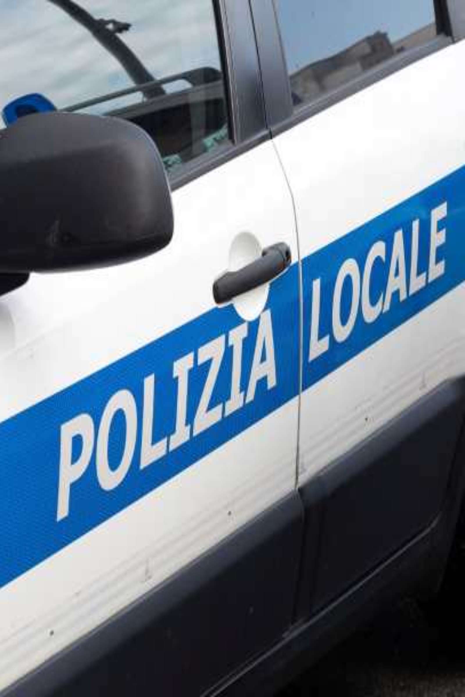 Nizza Monferrato incidente morto bambino feriti genitori