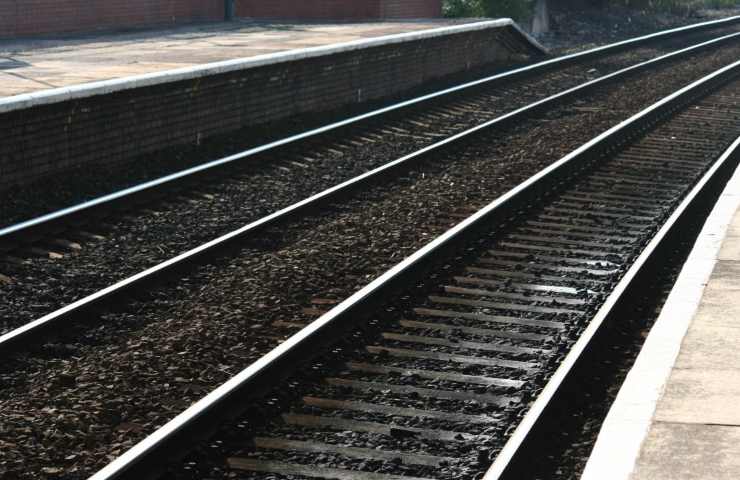 Roma travolto treno stazione Termini