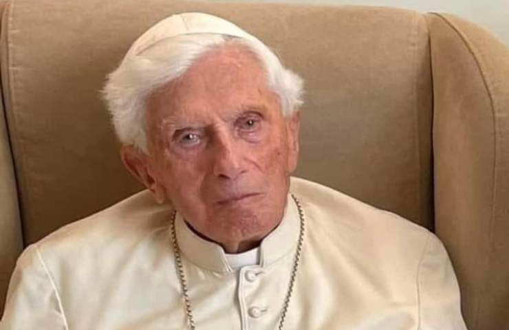 Papa Ratzinger funerali 