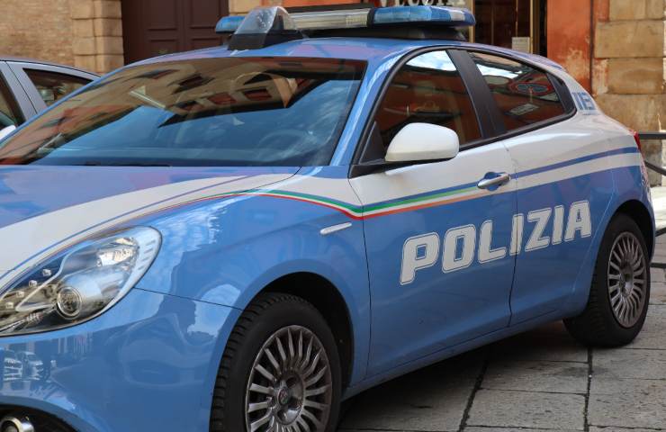 Ferrara uomo trovato morto auto parcheggio