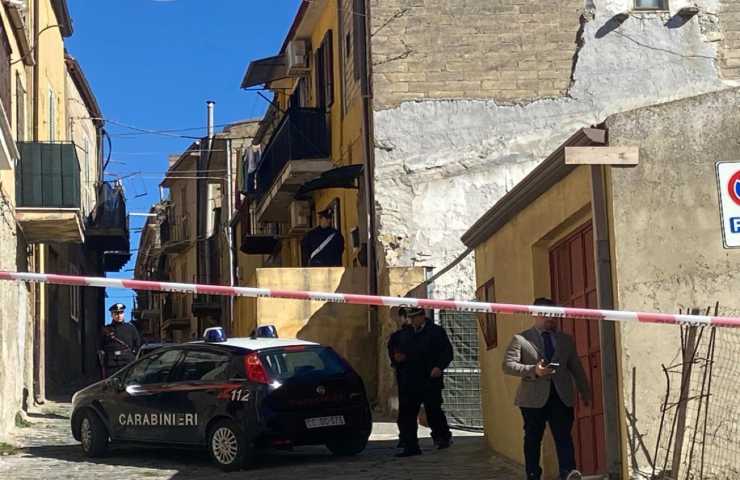 Pietraperzia omicidio donna uccide suocera